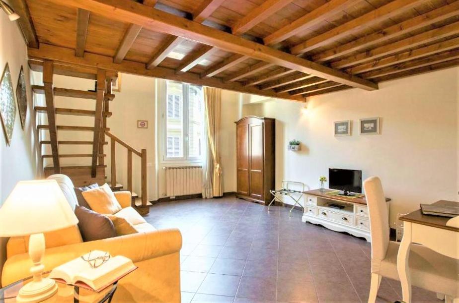 Charming Suite Cavour Heart Of Florencja Zewnętrze zdjęcie