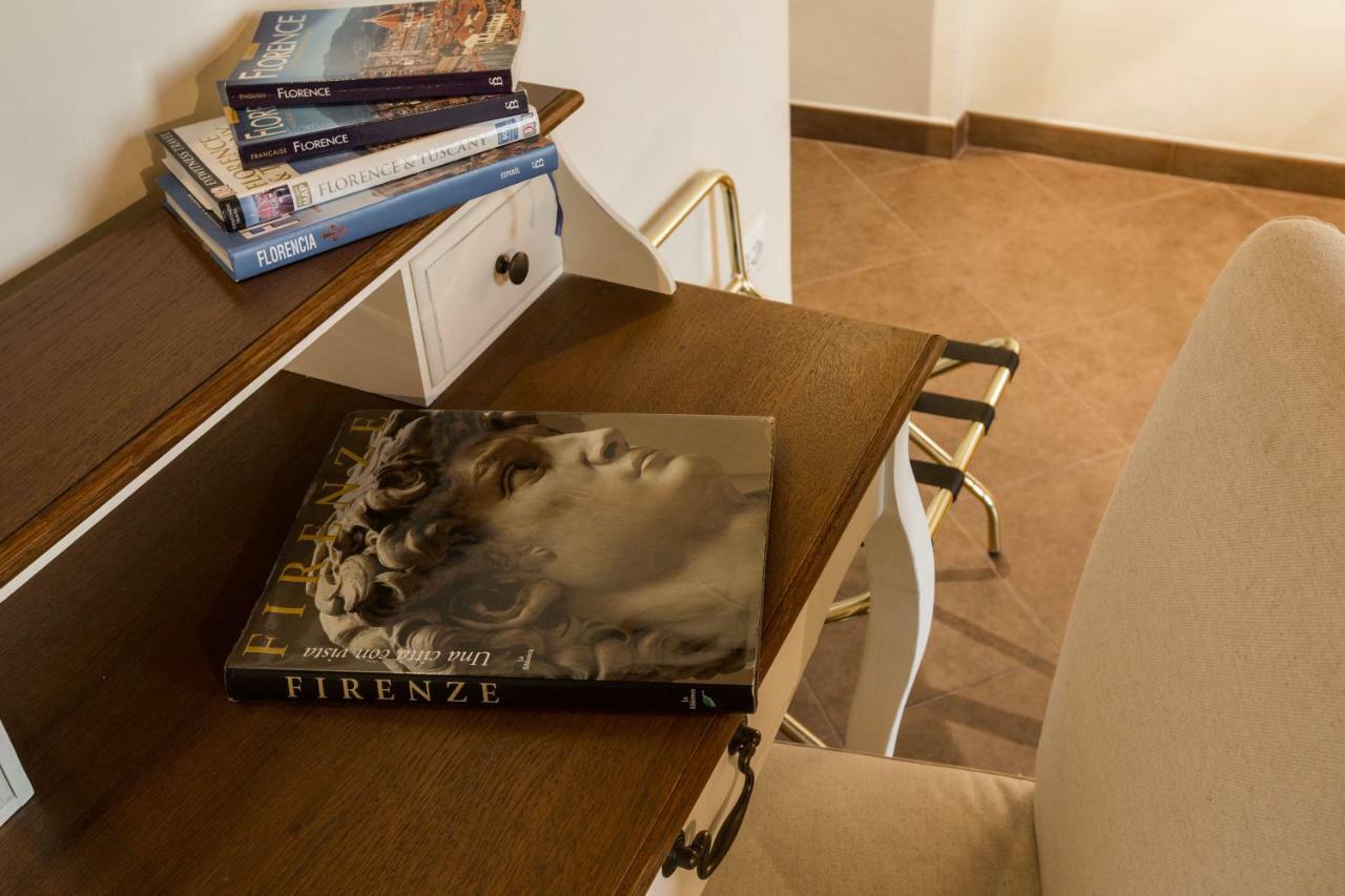 Charming Suite Cavour Heart Of Florencja Zewnętrze zdjęcie