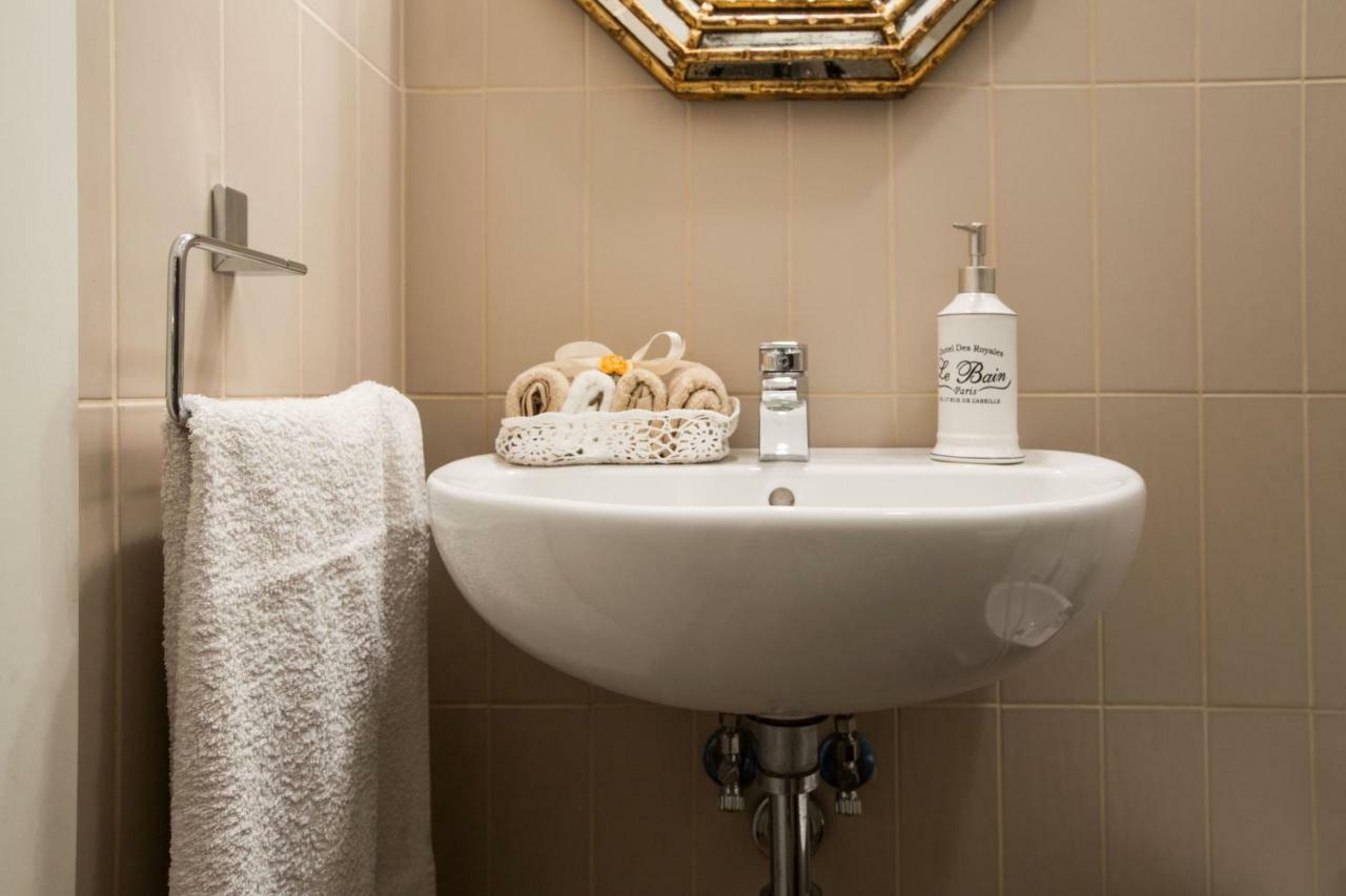 Charming Suite Cavour Heart Of Florencja Zewnętrze zdjęcie